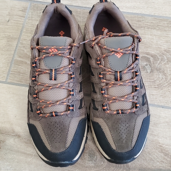 🆕️ Columbia Crestwood - Picture 2 of 14